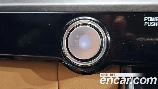 Kia Carnival 2020 — Photo 19/20