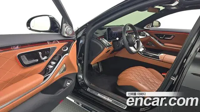 Mercedes-Benz S-Class 2023 — Фото 10/20