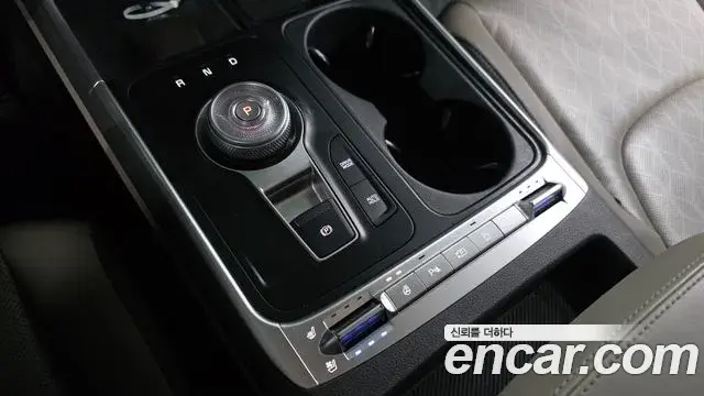 Kia Carnival 2024 — Фото 9/20
