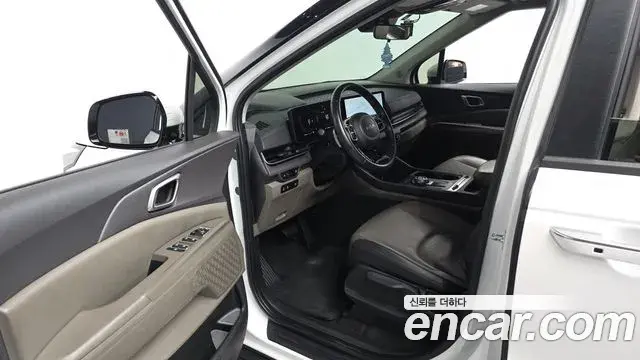 Kia Carnival 2024 — Фото 10/20