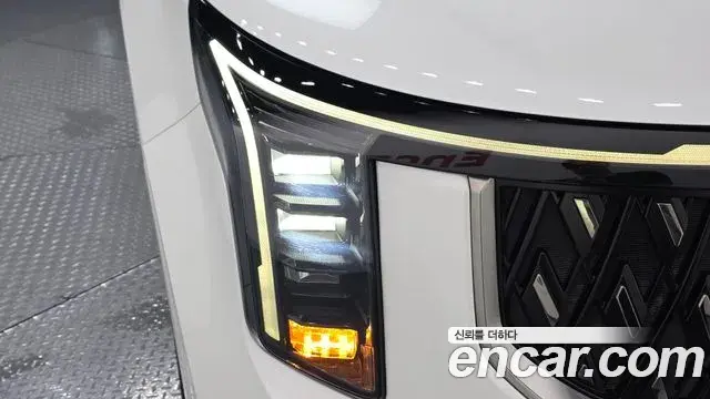 Kia Carnival 2024 — ფოტო 20/30