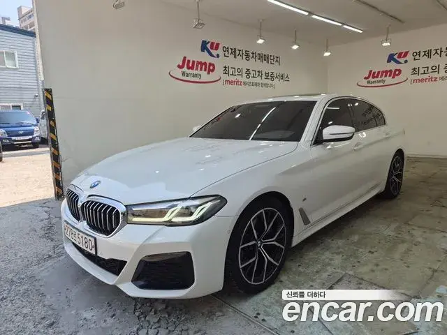 BMW 5 Series 2021 — Фото 1/20
