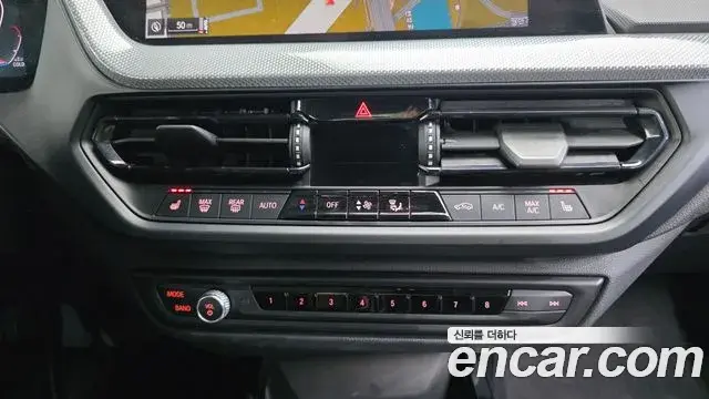 BMW 1 Series 2020 — Şəkil 16/20