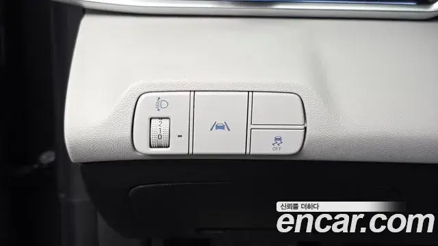 Hyundai Avante 2022 — Фото 19/20