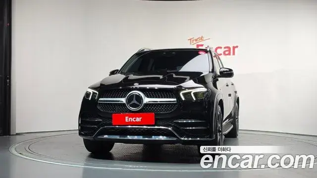 Mercedes-Benz GLE-Class 2021 — Фото 3/20