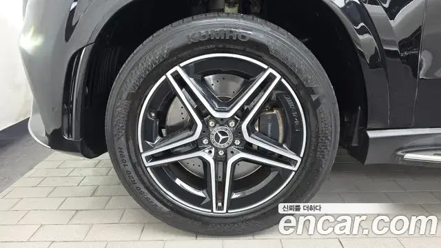 Mercedes-Benz GLE-Class 2021 — Фото 5/20