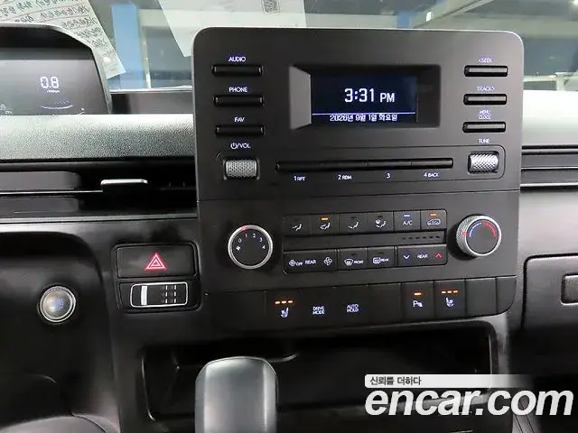 Hyundai Staria 2025 — Фото 12/20