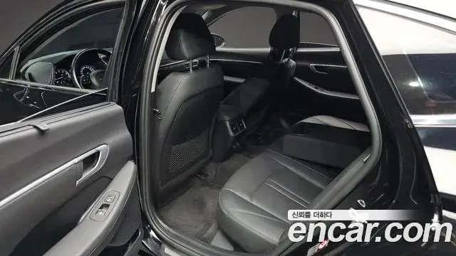 Hyundai Sonata 2021 — Фото 12/20