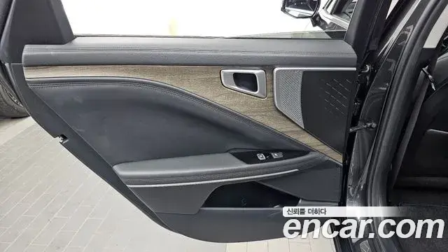Kia K8 2021 — ფოტო 29/32