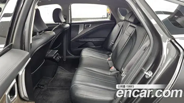 Kia K8 2021 — ფოტო 16/32