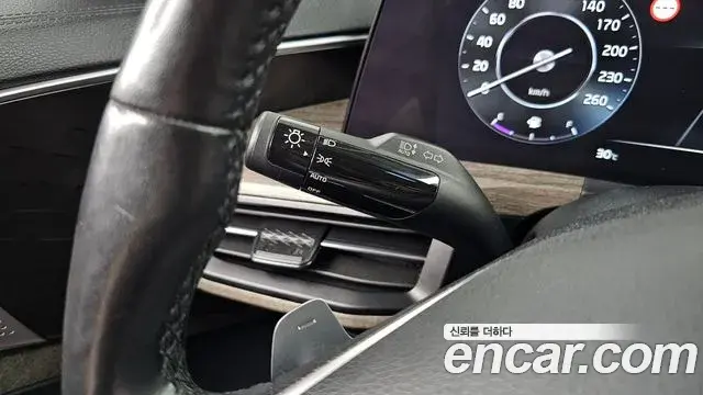 Kia K8 2021 — ფოტო 8/32