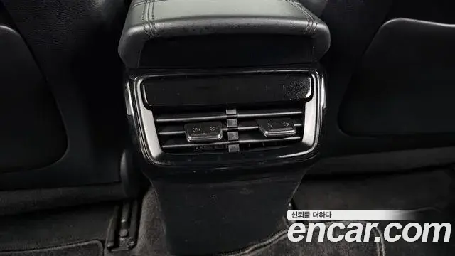 Kia K8 2021 — ფოტო 18/32