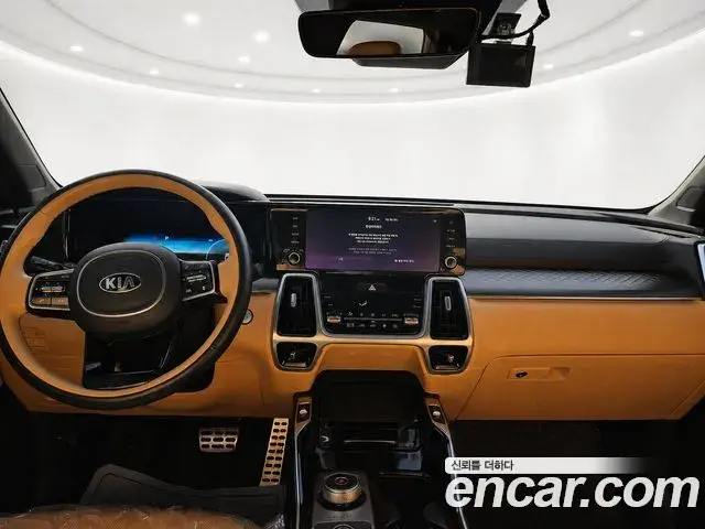 Kia Sorento 2020 — Фото 6/20