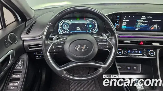 Hyundai Sonata 2019 — Фото 13/20