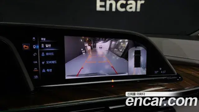 Cadillac Escalade 2021 — ფოტო 42/42