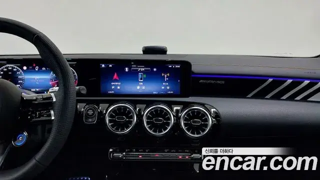 Mercedes-Benz CLA-Class 2025 — Фото 16/20