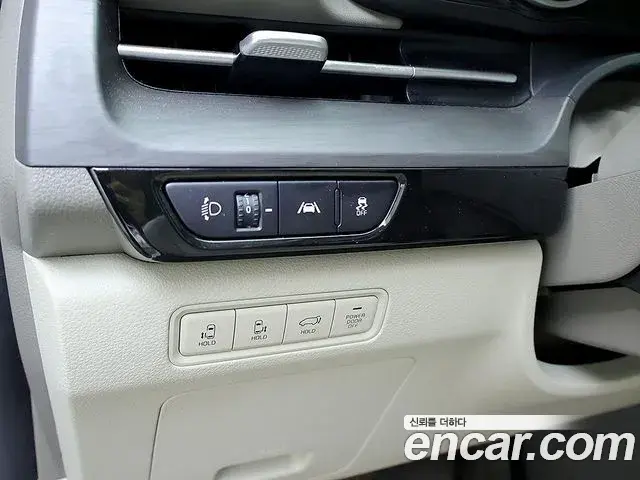 Kia Carnival 2021 — Фото 14/20
