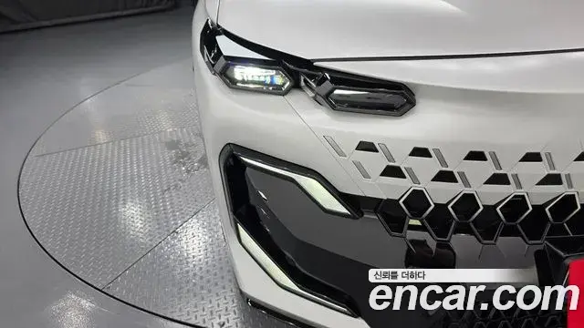 Renault Samsung Filante 2026 — Photo 25/36