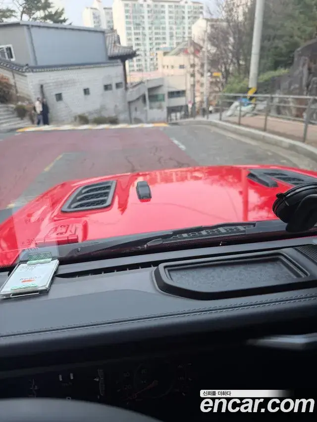 Jeep Wrangler 2025 — Фото 14/15