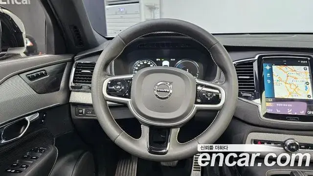 Volvo XC90 2020 — Фото 13/20