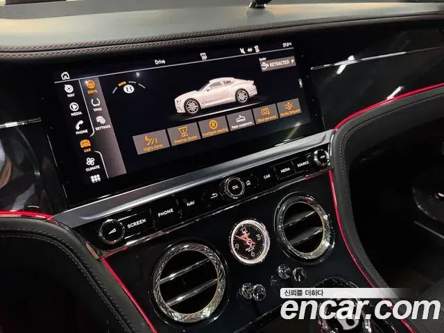 Bentley Continental GT 2019 — Photo 6/20