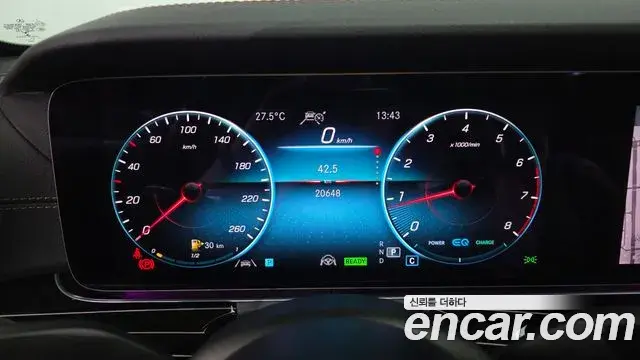 Mercedes-Benz E-Class 2021 — Фото 8/20