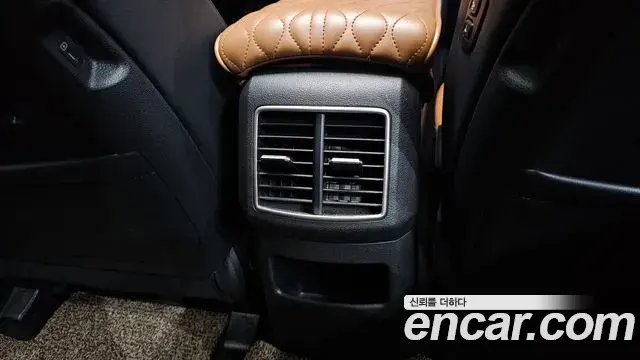 Kia Sportage 2022 — ფოტო 20/37