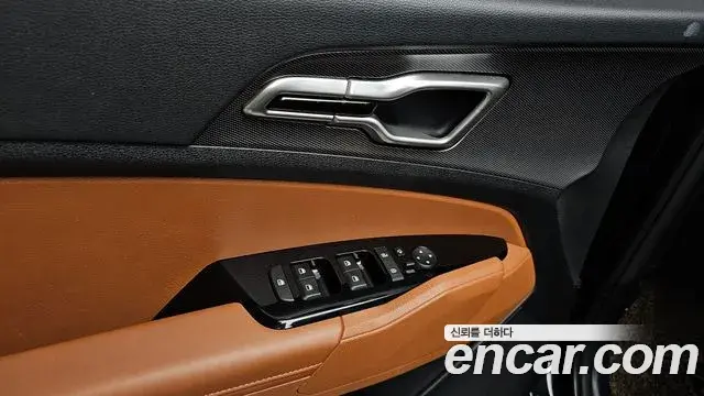 Kia Sportage 2022 — ფოტო 2/37