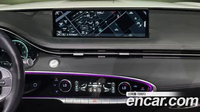 Genesis GV70 2021 — Şəkil 13/20