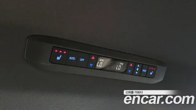 Toyota Sienna 2024 — Şəkil 25/38