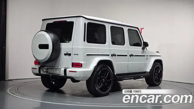Mercedes-Benz G-Class 2022 — Фото 2/20