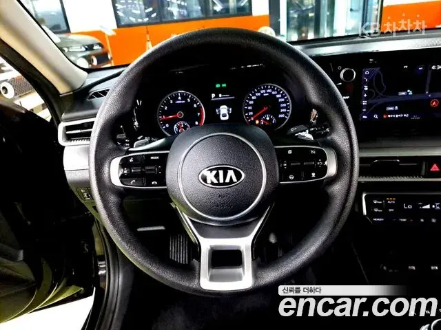 Kia K5 2020 — Фото 11/20