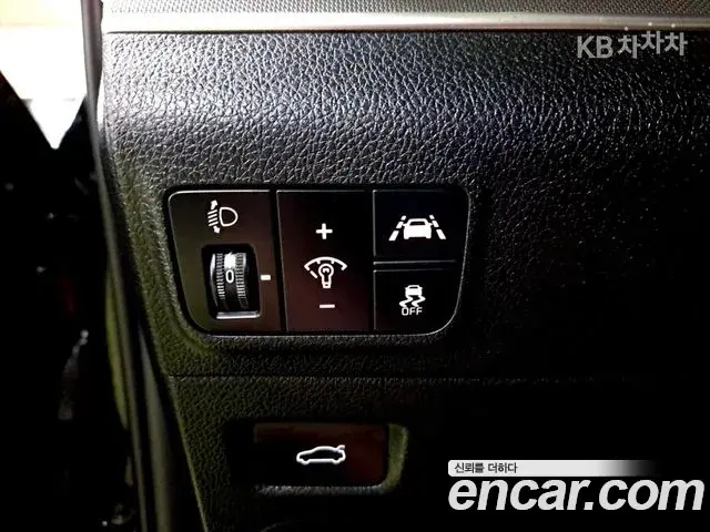 Kia K5 2020 — Фото 19/20