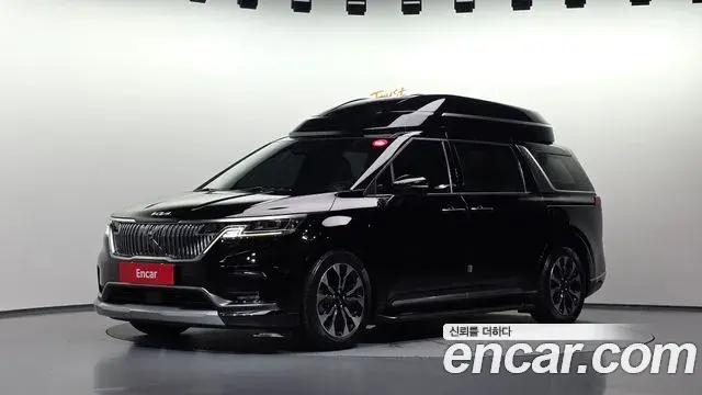 Kia Carnival 2022 — Фото 1/20