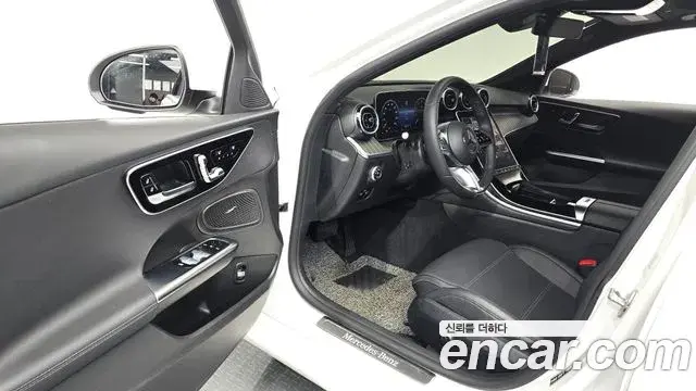 Mercedes-Benz C-Class 2024 — Фото 10/20