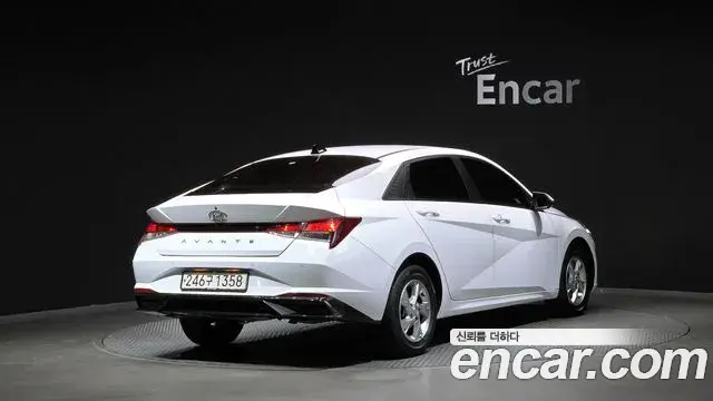Hyundai Avante 2021 — Фото 2/20