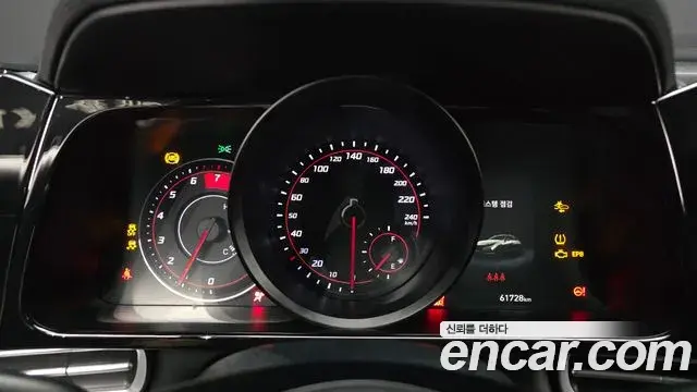 Hyundai Avante 2021 — Фото 8/20