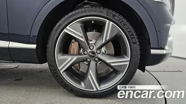 Genesis GV80 2025 — Photo 37/38