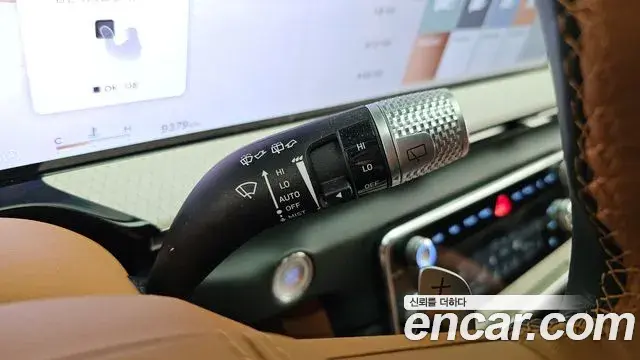 Genesis GV80 2025 — Photo 29/38