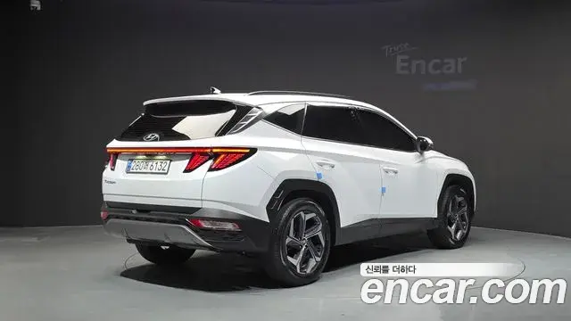 Hyundai The New Tucson 2022 — Фото 2/20