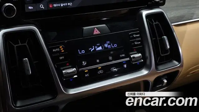 Kia Sorento 2020 — Фото 18/20