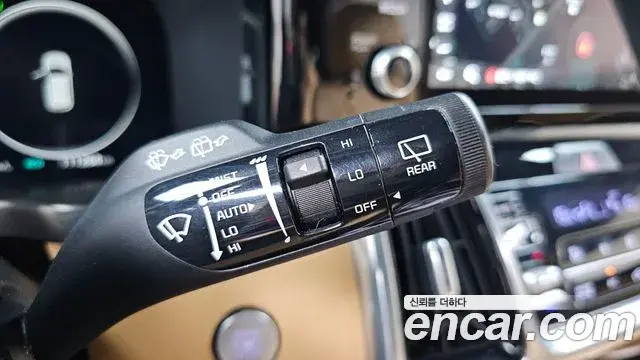 Kia Sorento 2023 — Şəkil 24/35