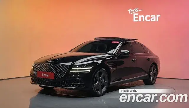 Genesis Electrified G80 2023 — Фото 1/20