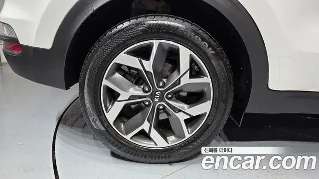 Kia Sportage The Bold 2018 — Фото 4/20