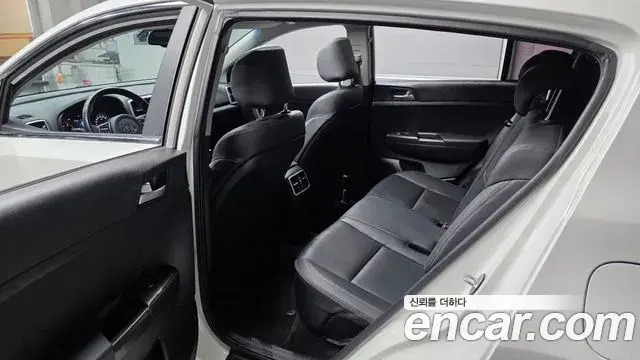 Kia Sportage The Bold 2018 — Фото 10/20