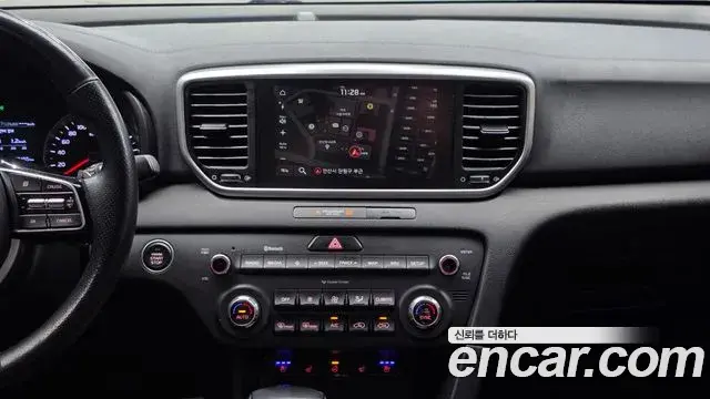 Kia Sportage The Bold 2018 — Фото 11/20