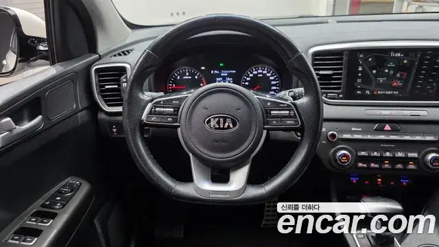 Kia Sportage The Bold 2018 — Фото 13/20