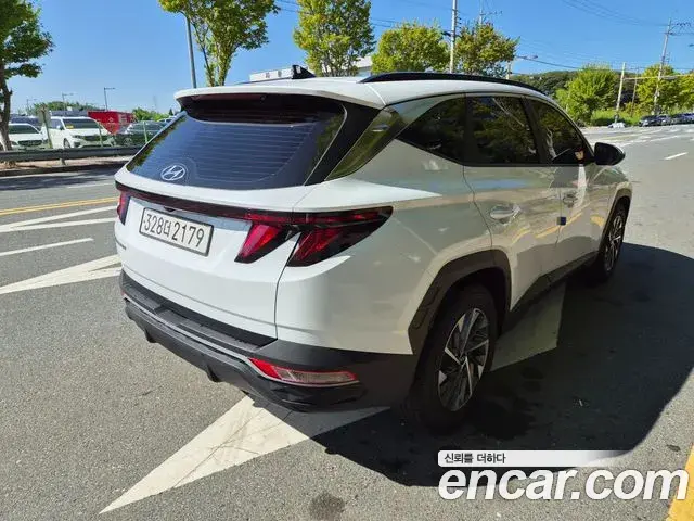 Hyundai The New Tucson 2023 — Фото 2/20