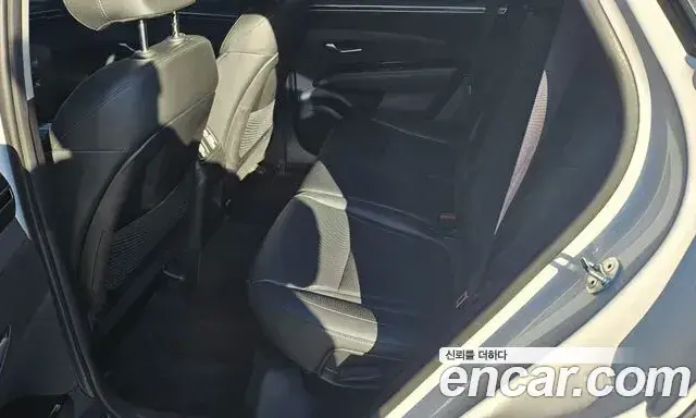 Hyundai The New Tucson 2023 — Фото 8/20