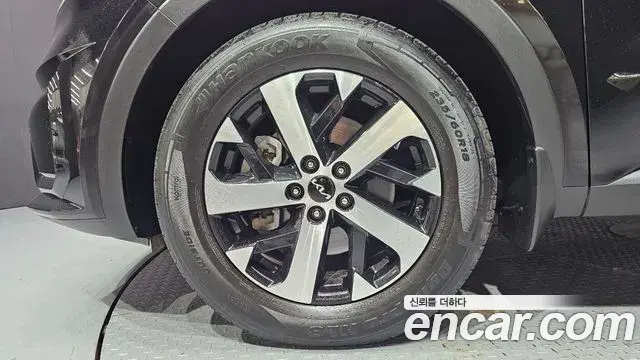 Kia Sorento 2021 — Фото 5/20
